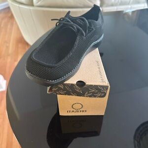 Men's Black Mesh Loafers nwt size 8wide